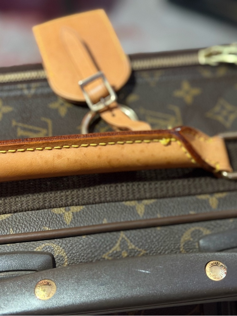AUTHENTIC LOUIS VUITTON LUGGAGE - Picture 8 of 12